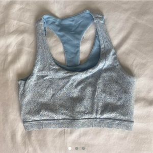 Blue Gymshark Fleur Sports Bra ⭐️ BRAND NEW
10/10 condition 

Size XS